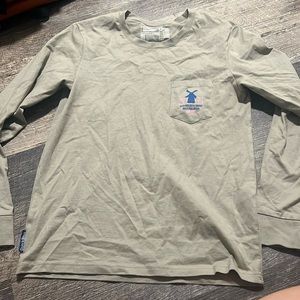 women’s medium dutch long sleeve